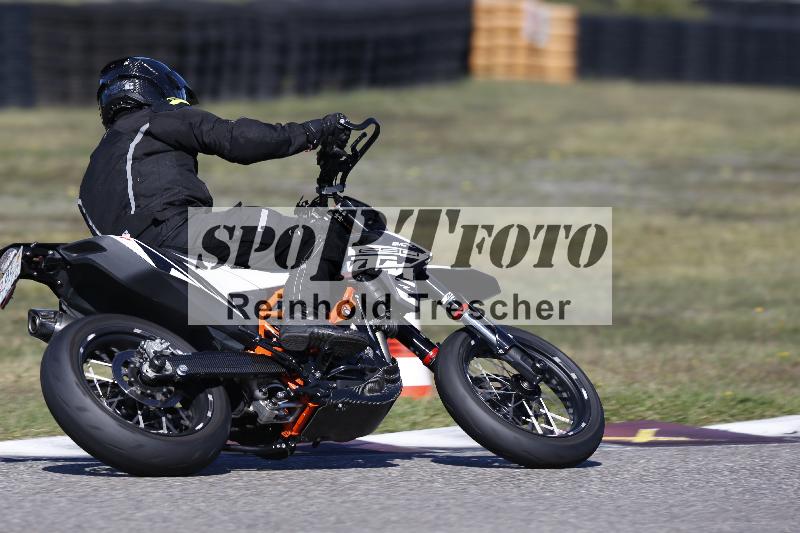 /45 15.09.2026  Trackday Domi Aegerter Trackday ADR/Gruppe gelb/72